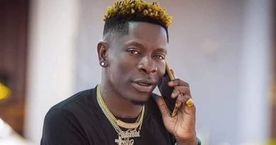 Ghana : l'artiste chanteur de dancehall Shatta Wale serait entre la vie et la mort après avoir reçu plusieurs balles